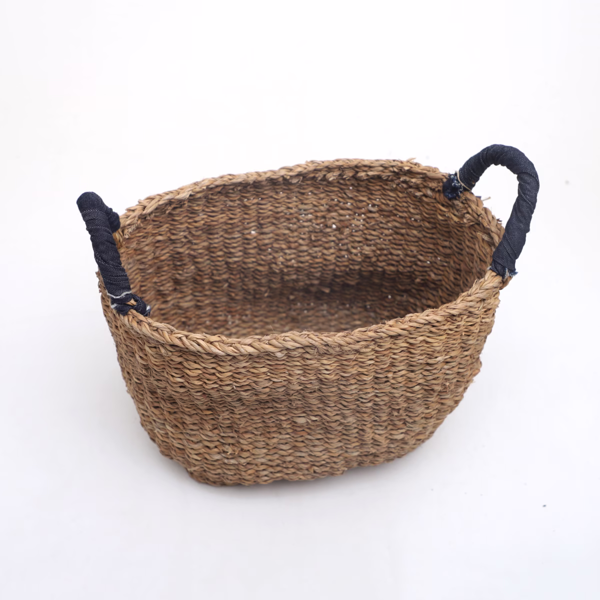 Round Basket With Handle - Big - Image 3