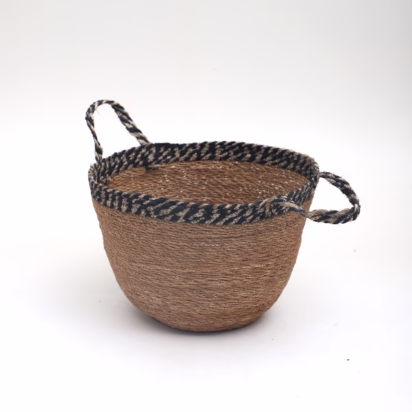 Round Basket With Handle