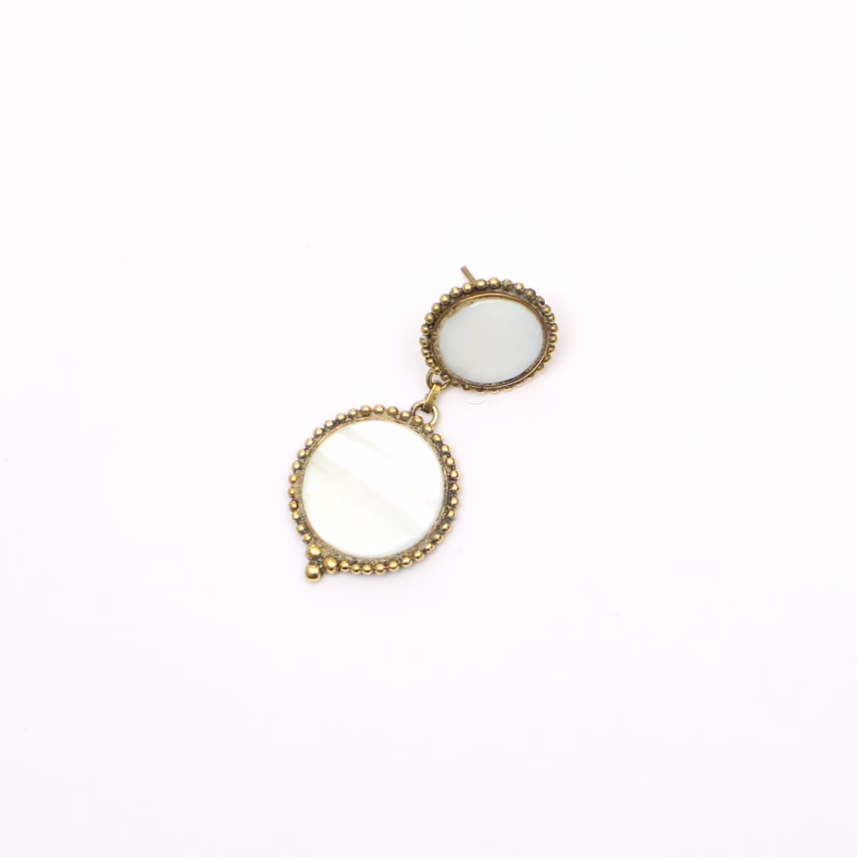 Shell Double Earring - Image 1
