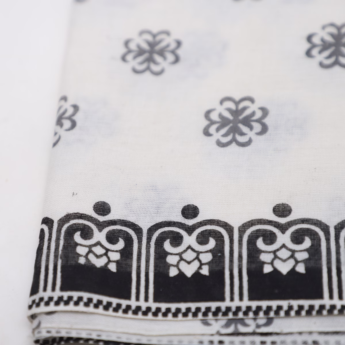Cotton Printed Sari - Image 4