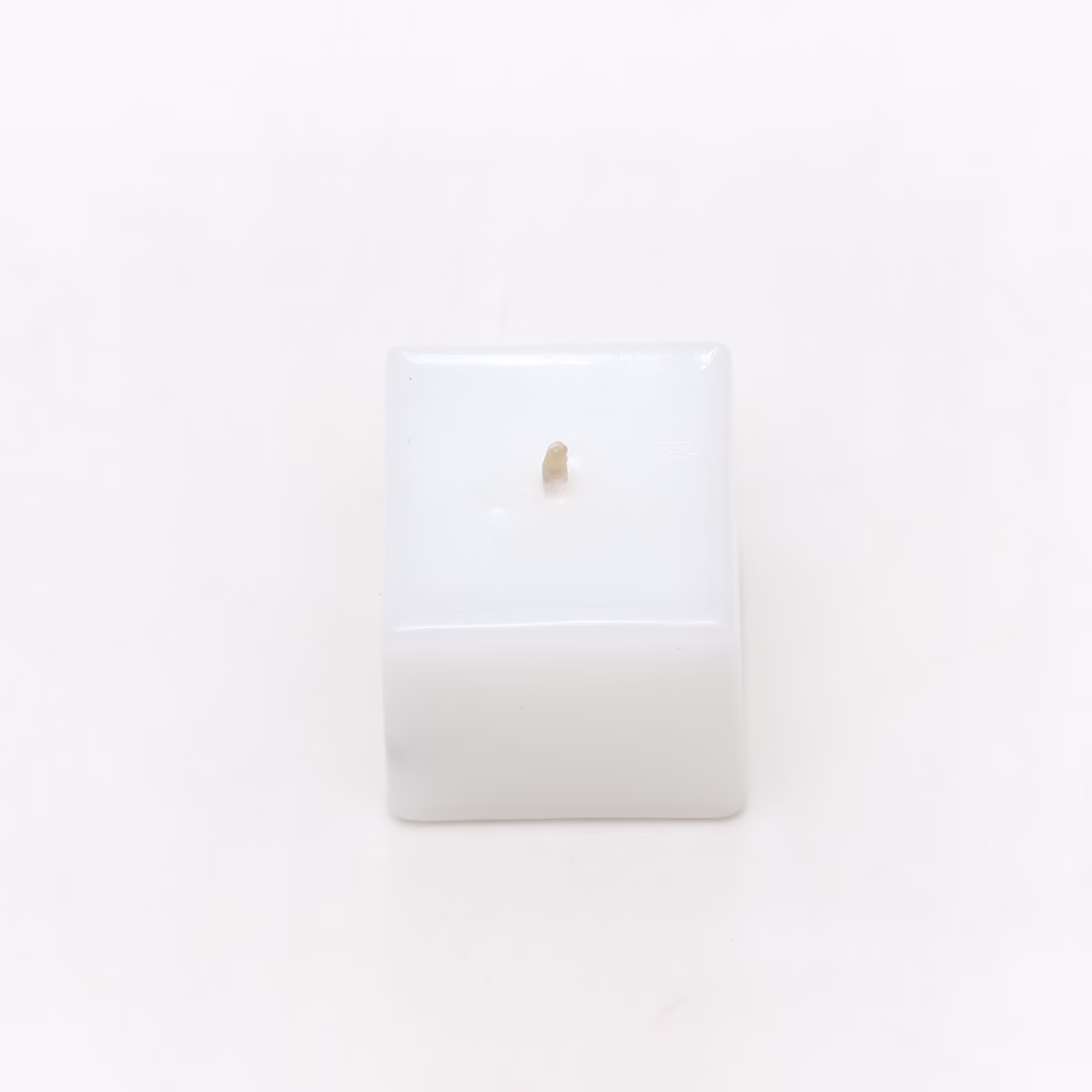 Square Candle Mr. - Image 4