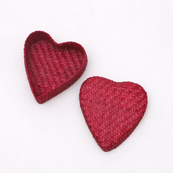 Pathigrass Gift Box(Heart Shape) Pink