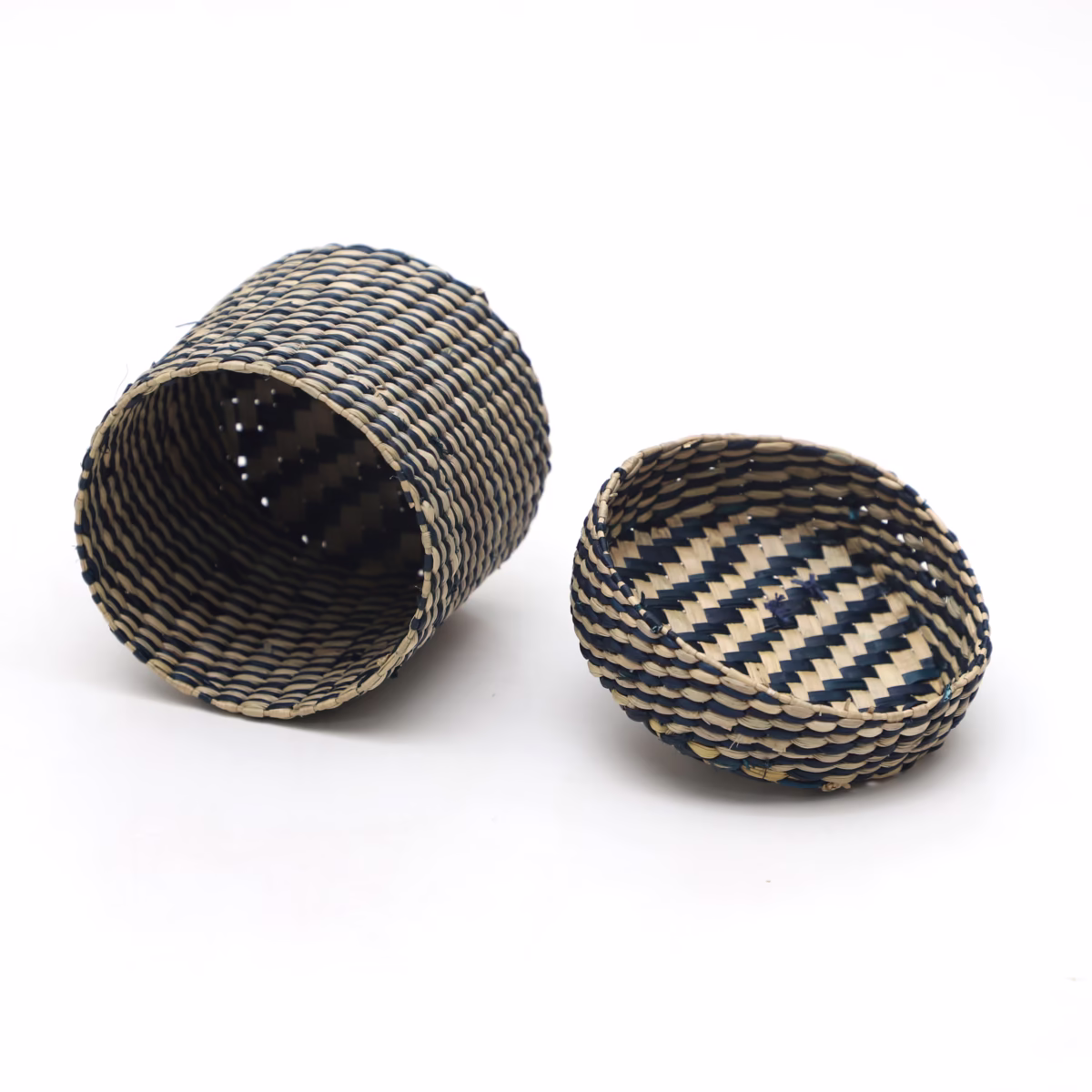 Pathi Grass Gift Box - Image 1