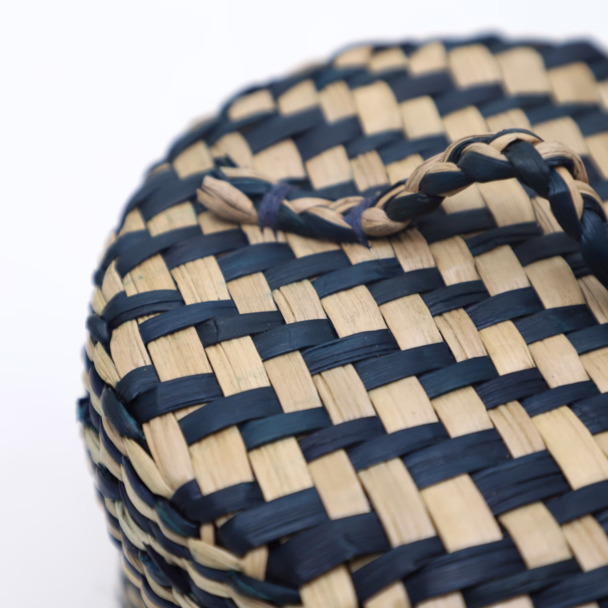 Pathi Grass Gift Box - Image 2